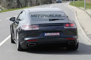 Porsche Panamera MY 2017 - Foto spia 01-04-2016