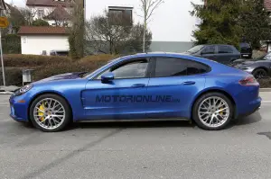 Porsche Panamera MY 2017 - Foto spia 01-04-2016