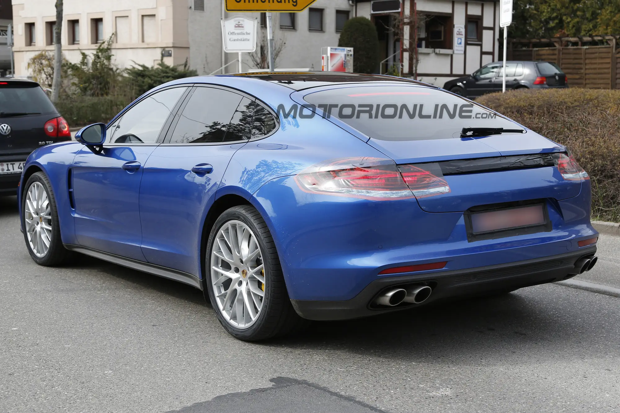 Porsche Panamera MY 2017 - Foto spia 01-04-2016 - 7