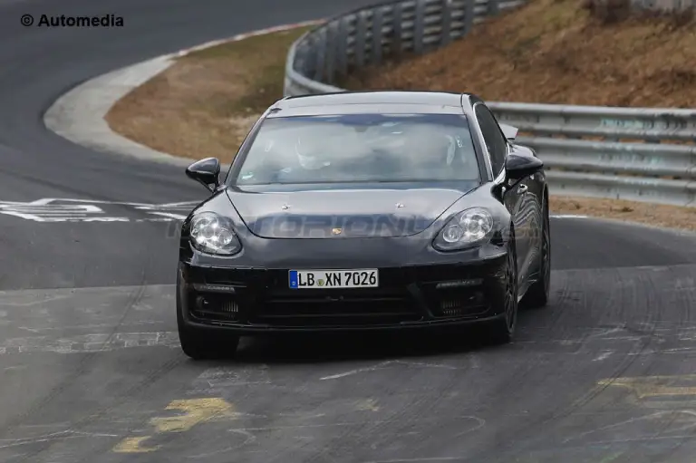 Porsche Panamera MY 2017 - Foto spia 25-03-2015 - 1