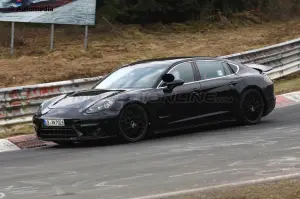 Porsche Panamera MY 2017 - Foto spia 25-03-2015