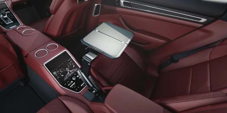 Porsche: Panamera Turbo Executive, Panamera 4 E-Hybrid Executive, Panamera 4S Executive, Panamera 4 Executive - 4