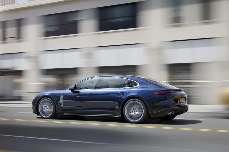 Porsche: Panamera Turbo Executive, Panamera 4 E-Hybrid Executive, Panamera 4S Executive, Panamera 4 Executive - 8