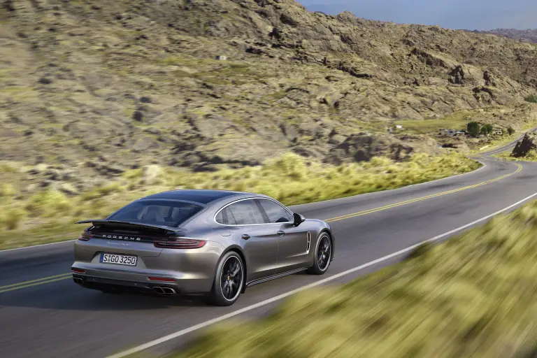 Porsche: Panamera Turbo Executive, Panamera 4 E-Hybrid Executive, Panamera 4S Executive, Panamera 4 Executive - 11