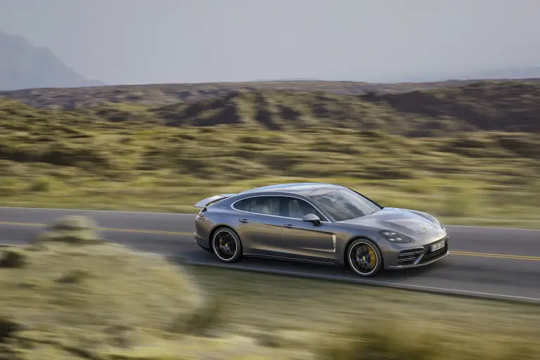 Porsche: Panamera Turbo Executive, Panamera 4 E-Hybrid Executive, Panamera 4S Executive, Panamera 4 Executive - 12