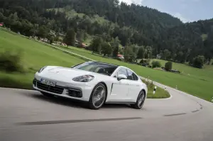 Porsche Panamera - primo contatto - 14