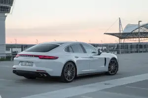 Porsche Panamera - primo contatto - 55