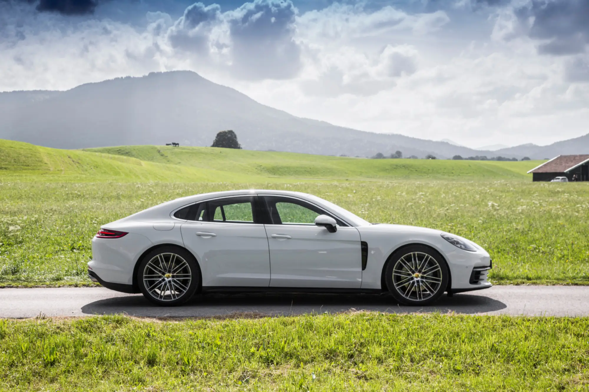 Porsche Panamera - primo contatto - 114