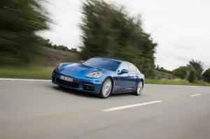 Porsche Panamera - primo contatto - 144