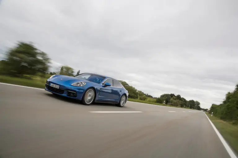 Porsche Panamera - primo contatto - 151