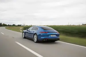 Porsche Panamera - primo contatto - 157