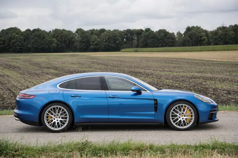 Porsche Panamera - primo contatto - 175