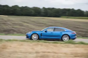 Porsche Panamera - primo contatto - 180