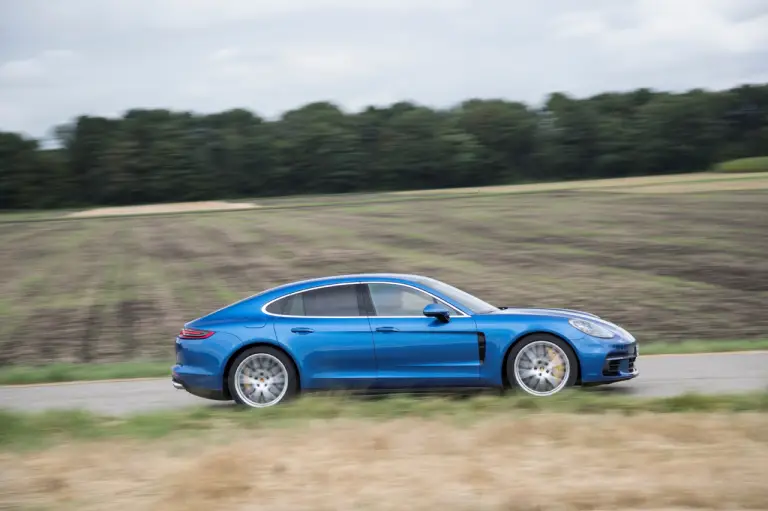 Porsche Panamera - primo contatto - 181