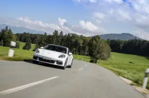 Porsche Panamera - primo contatto - 224