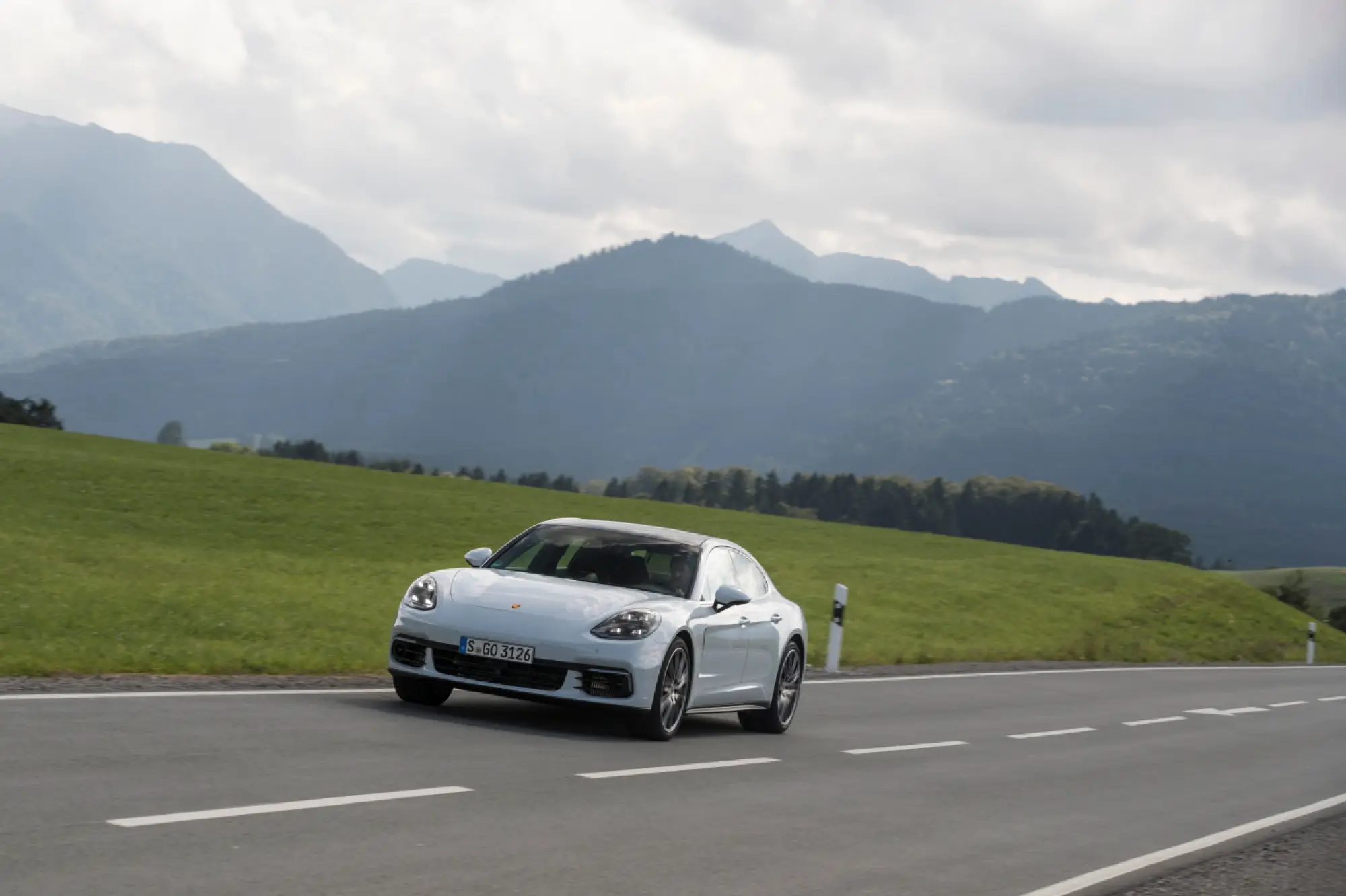 Porsche Panamera - primo contatto - 243