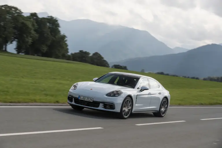 Porsche Panamera - primo contatto - 244