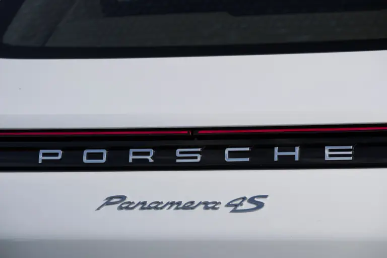 Porsche Panamera - primo contatto - 250