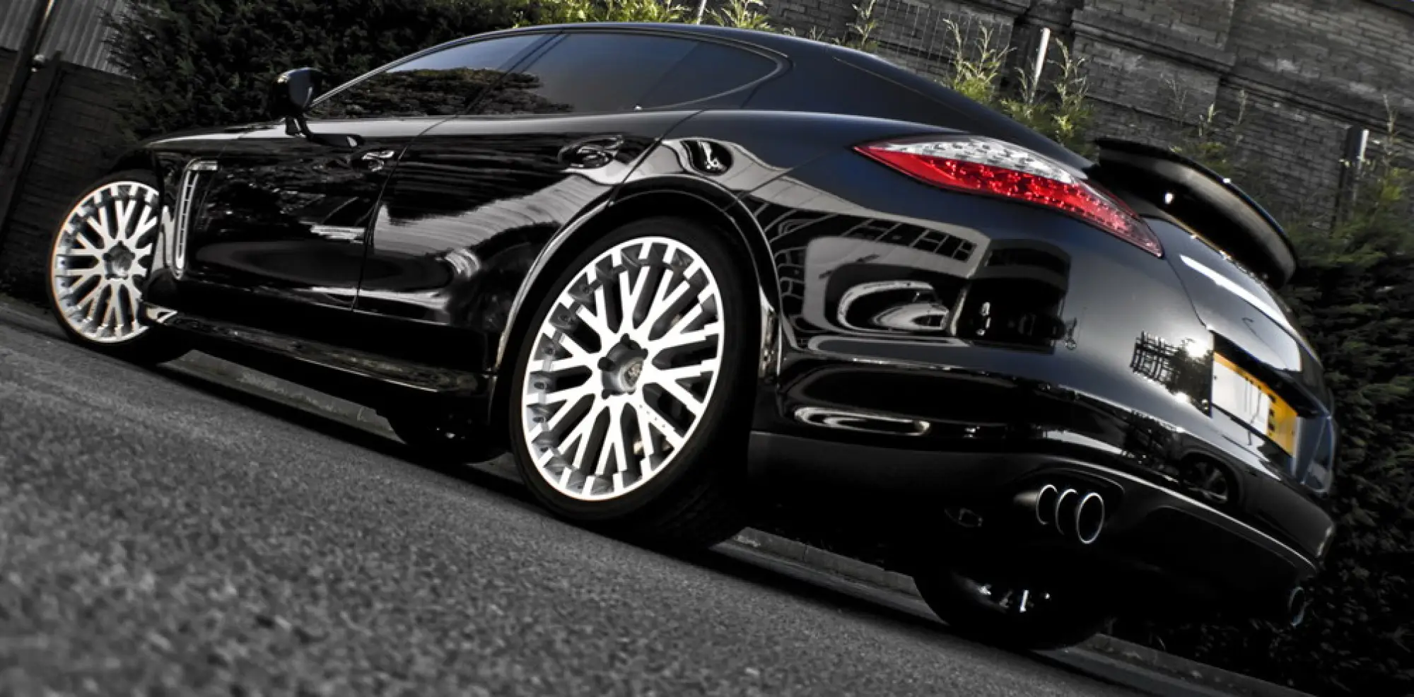 Porsche Panamera Project Kahn - 2