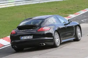 Porsche Panamera restyling foto spia ottobre 2011