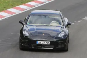 Porsche Panamera restyling foto spia ottobre 2011