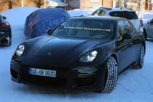 Porsche Panamera restyling foto spia - 3