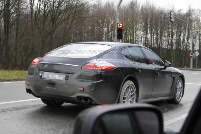Porsche Panamera restyling spy - 3