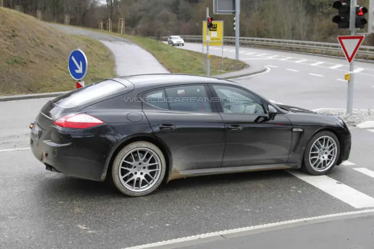 Porsche Panamera restyling spy - 7