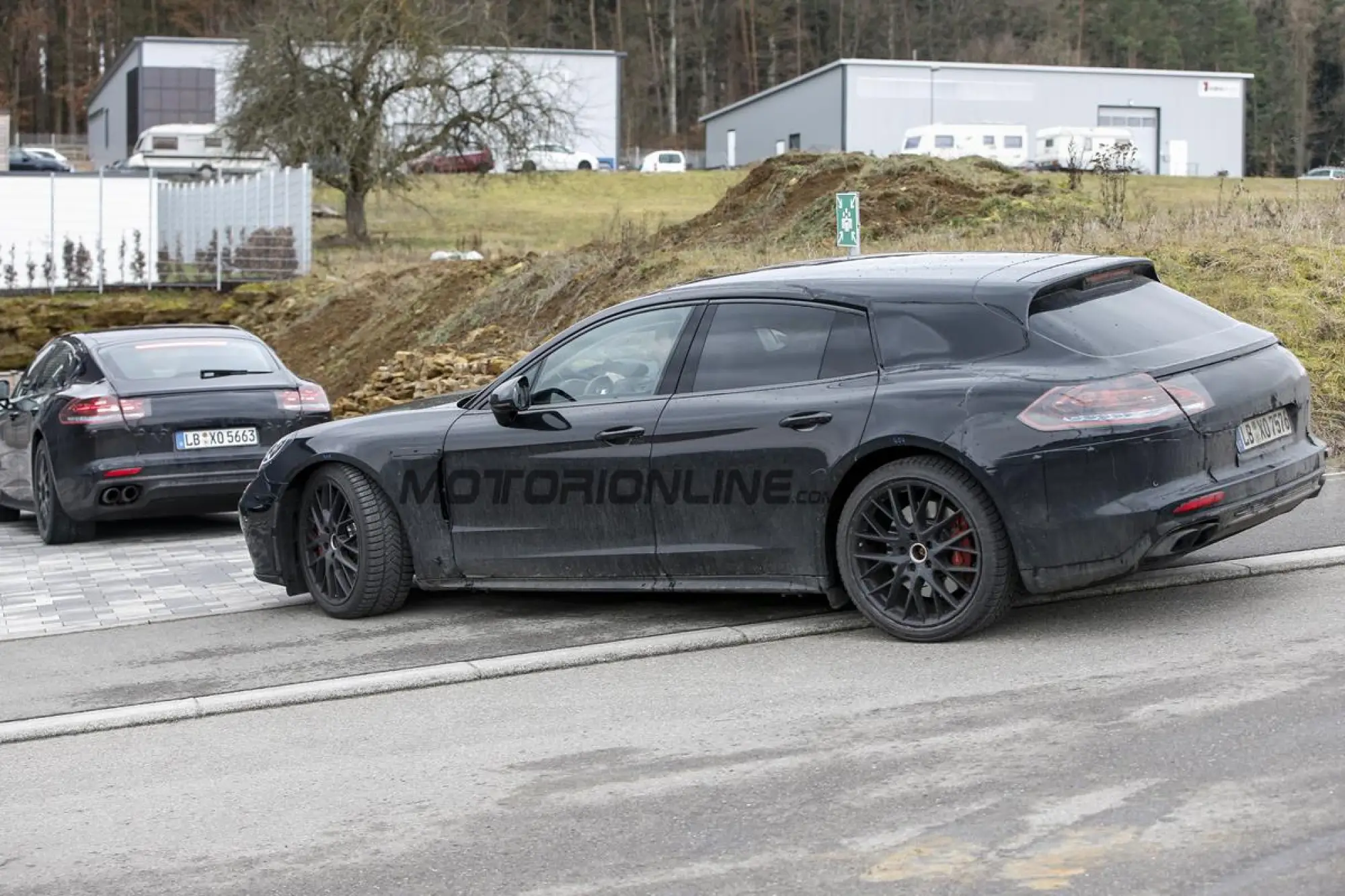 Porsche Panamera Shooting Brake - Foto spia 05-02-2016 - 10