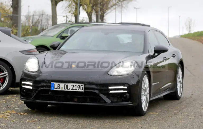 Porsche Panamera Sport Turismo 2020 - Foto spia 06-12-2019 - 10