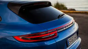 Porsche Panamera Sport Turismo e Turbo S E-Hybrid