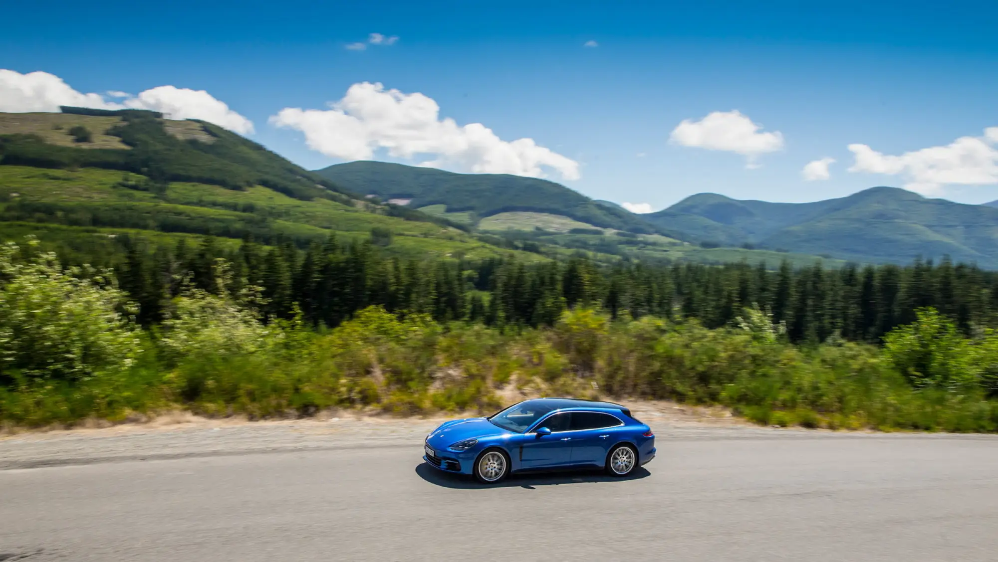 Porsche Panamera Sport Turismo e Turbo S E-Hybrid - 1