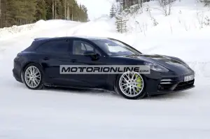 Porsche Panamera Sport Turismo facelift - Foto spia 31-3-2020 - 4