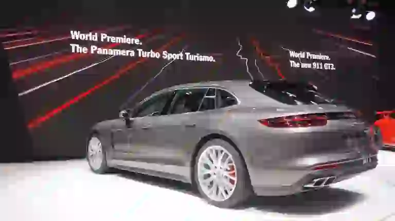 Porsche Panamera Sport Turismo - Salone di Ginevra 2017 - 10