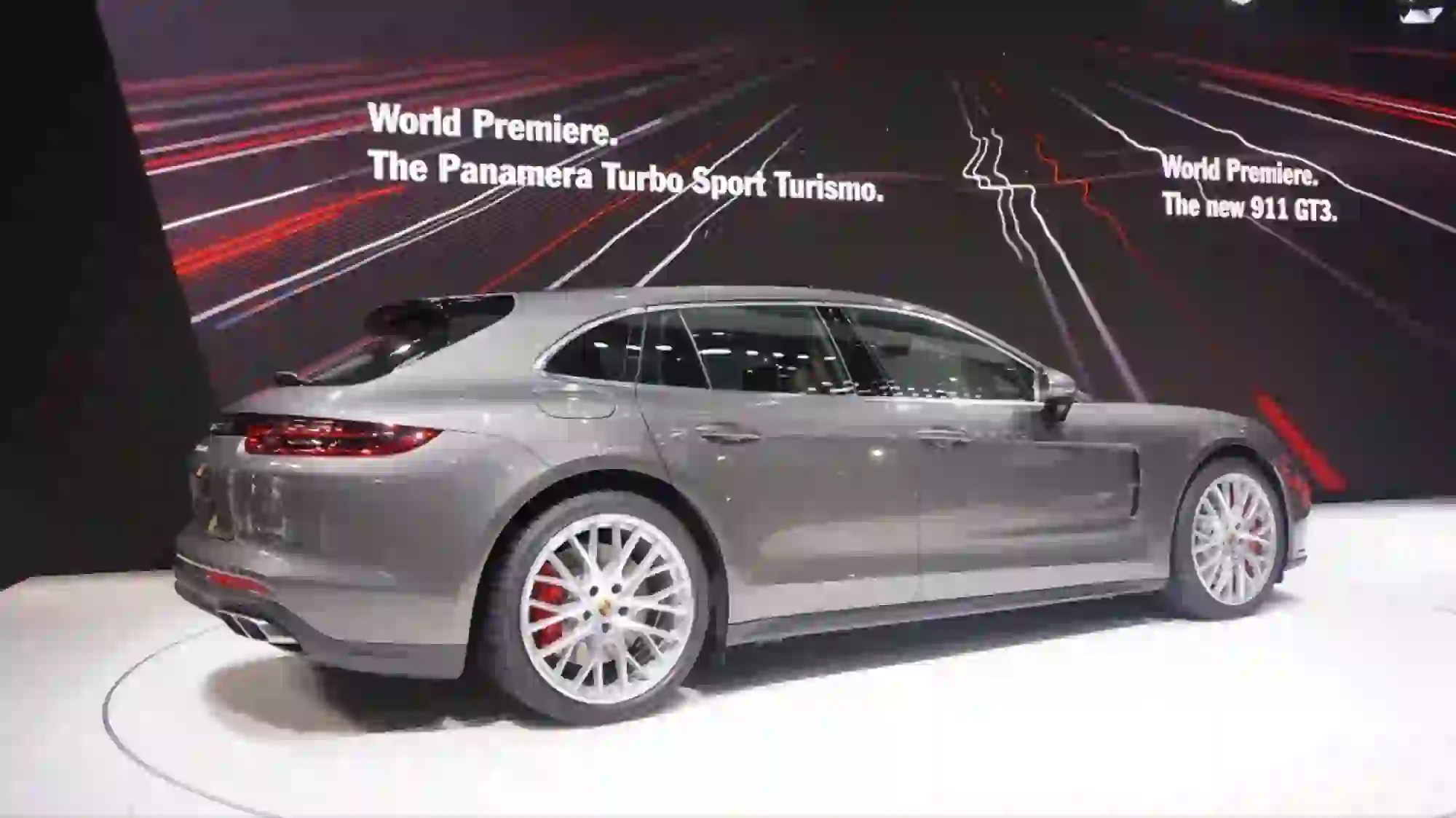 Porsche Panamera Sport Turismo - Salone di Ginevra 2017 - 14