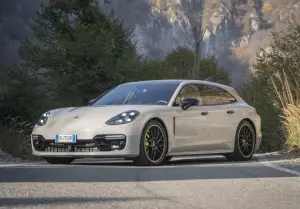 Porsche Panamera Sport Turismo Turbo S E-Hybrid - Prova su strada 2018