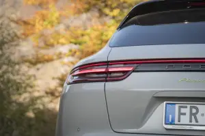 Porsche Panamera Sport Turismo Turbo S E-Hybrid - Prova su strada 2018