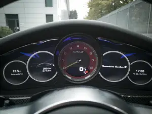 Porsche Panamera Sport Turismo Turbo S E-Hybrid - Prova su strada 2018