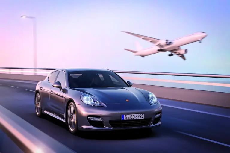 Porsche Panamera Turbo S - 4