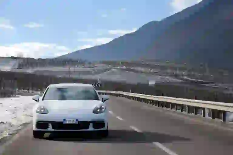 Porsche Panamera - Winter Experience 2017 by Porsche Italia - 46