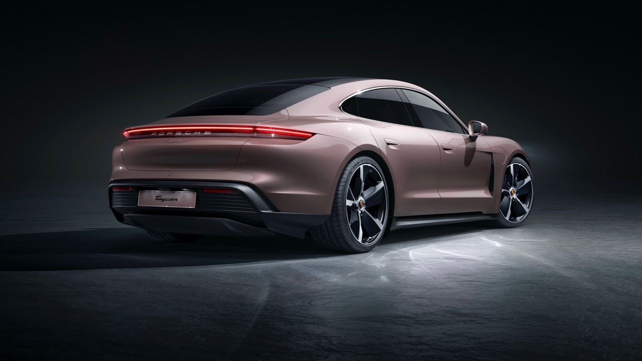 Porsche Taycan 2021 - Foto ufficiali