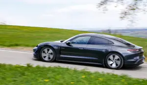 Porsche Taycan 2021 - Prova su strada - 5