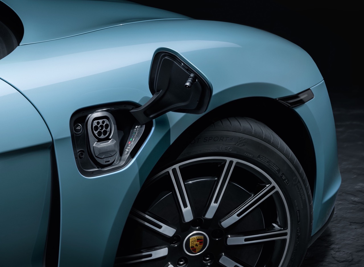Porsche Taycan 4S - Foto ufficiali