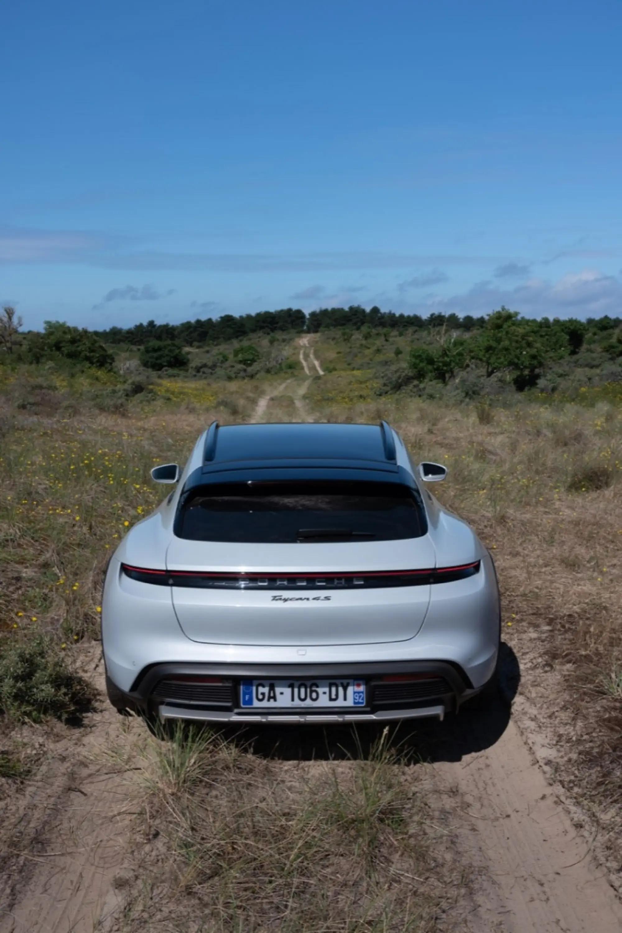 Porsche Taycan Cross Turismo - Primo contatto - 21