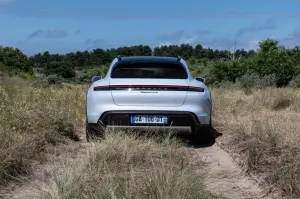 Porsche Taycan Cross Turismo - Primo contatto