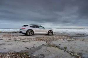 Porsche Taycan Cross Turismo - Primo contatto