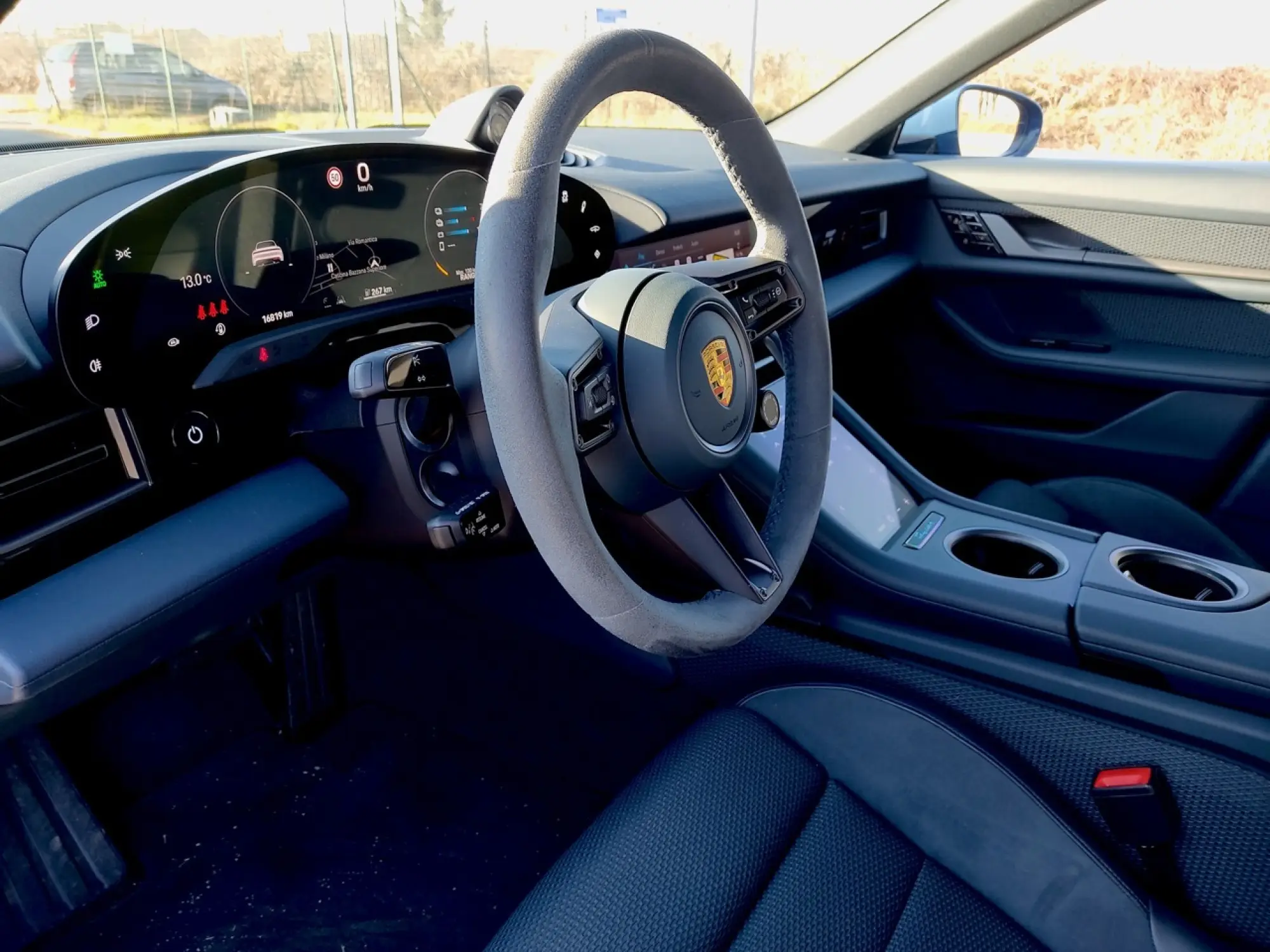 Porsche Taycan Cross Turismo - Prova su Strada  - 15