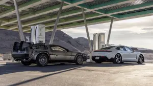 Porsche Taycan e DeLorean DMC-12 - 6