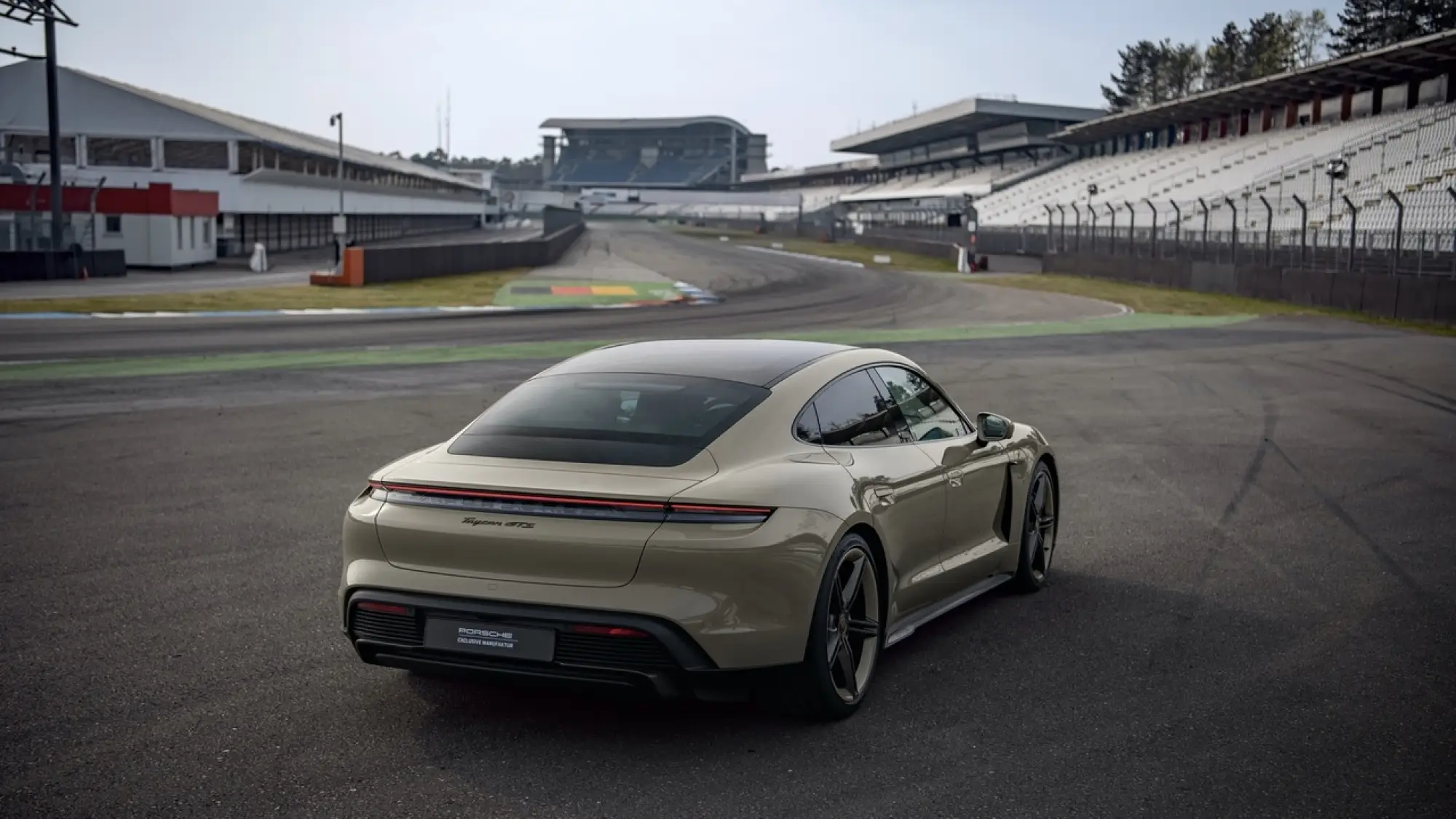 Porsche Taycan GTS Hockenheimring Edition - Foto - 7