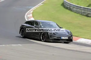 Porsche Taycan Sport Turismo - Foto spia 20-8-2020